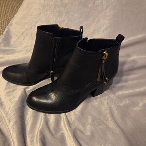Franco Sarto Diana Ankle Boot, Size: 8.5M
